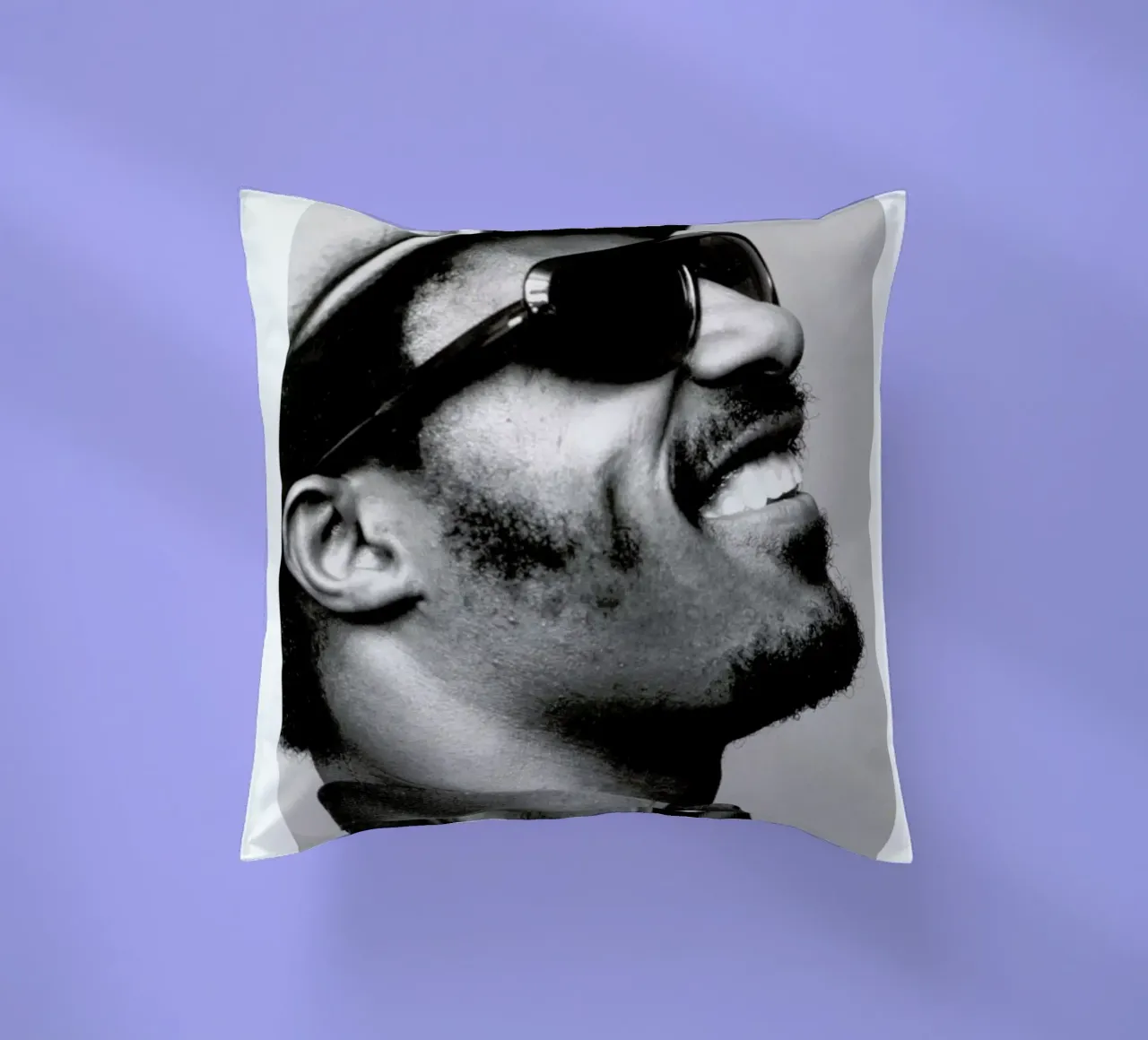 Stevie Wonder cuscino da Gallery Print and Art Limited