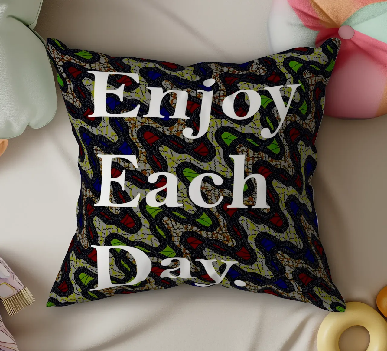 Enjoy each day cuscino da Mathudace Créas