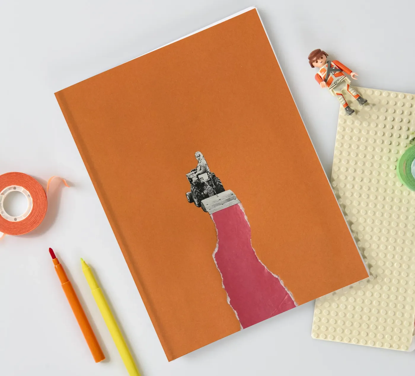 Tractorette notebook by Carlos Quitério