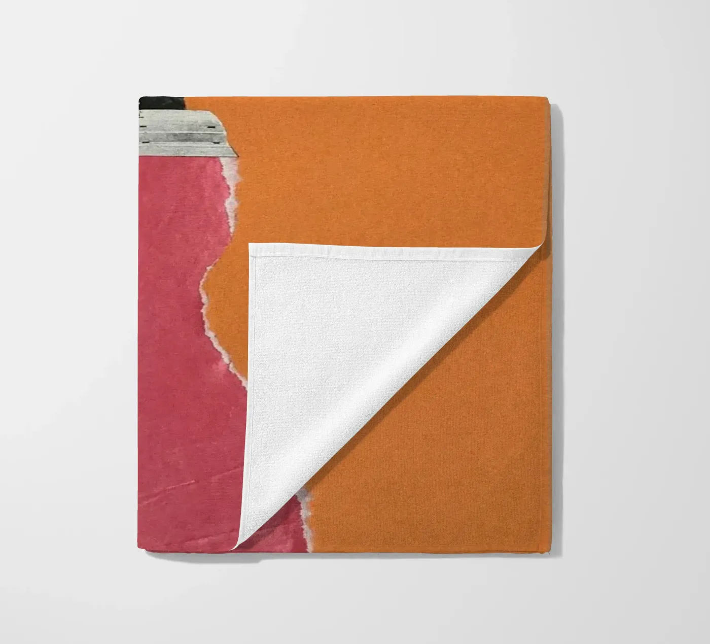 Tractorette beach towel by Carlos Quitério