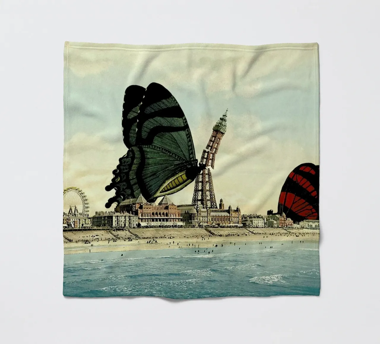 Blackpool Fleecedecke von The Gently Unfurling Sneak