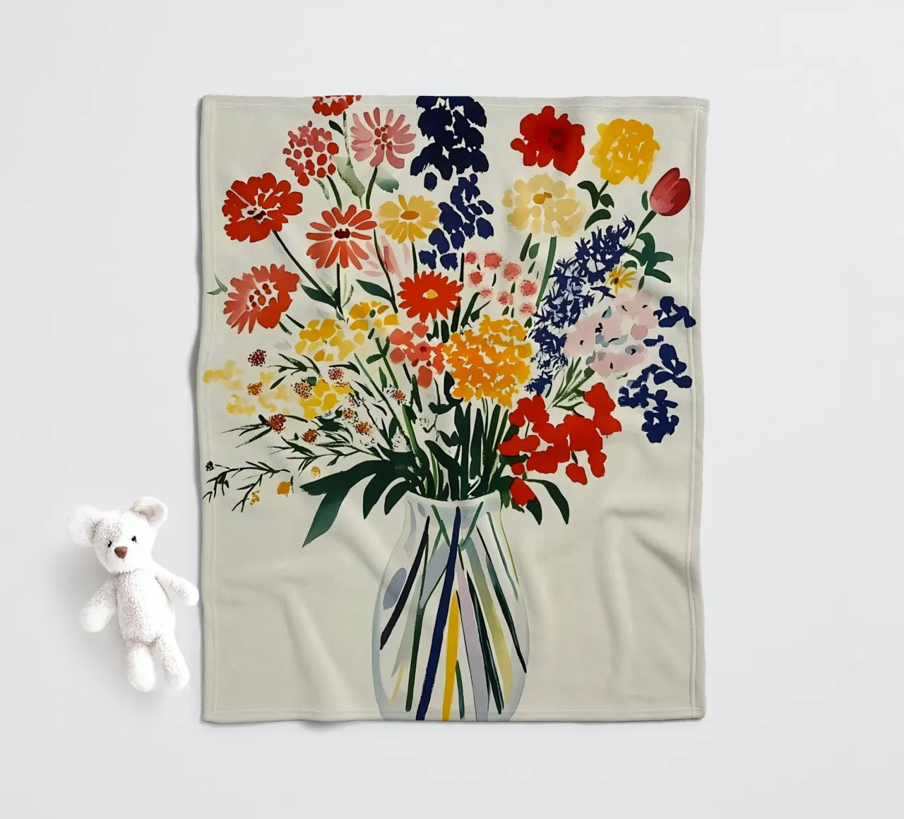 Blumenstrauß in Vase Fleecedecke von IamHomeStudio