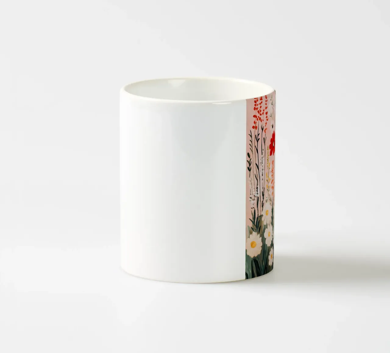 Campo di margherite e fiori selvatici tazza in ceramica da IamHomeStudio