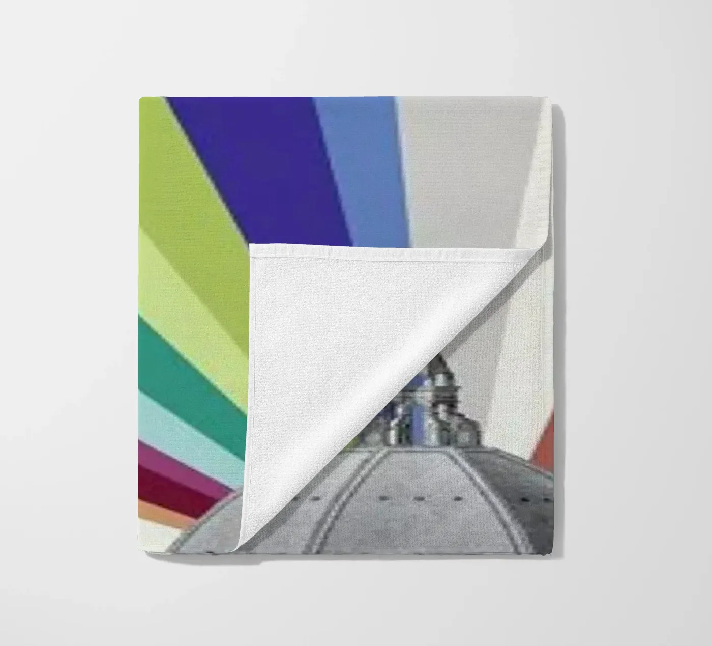 Tower Rainbow telo mare da The Gently Unfurling Sneak