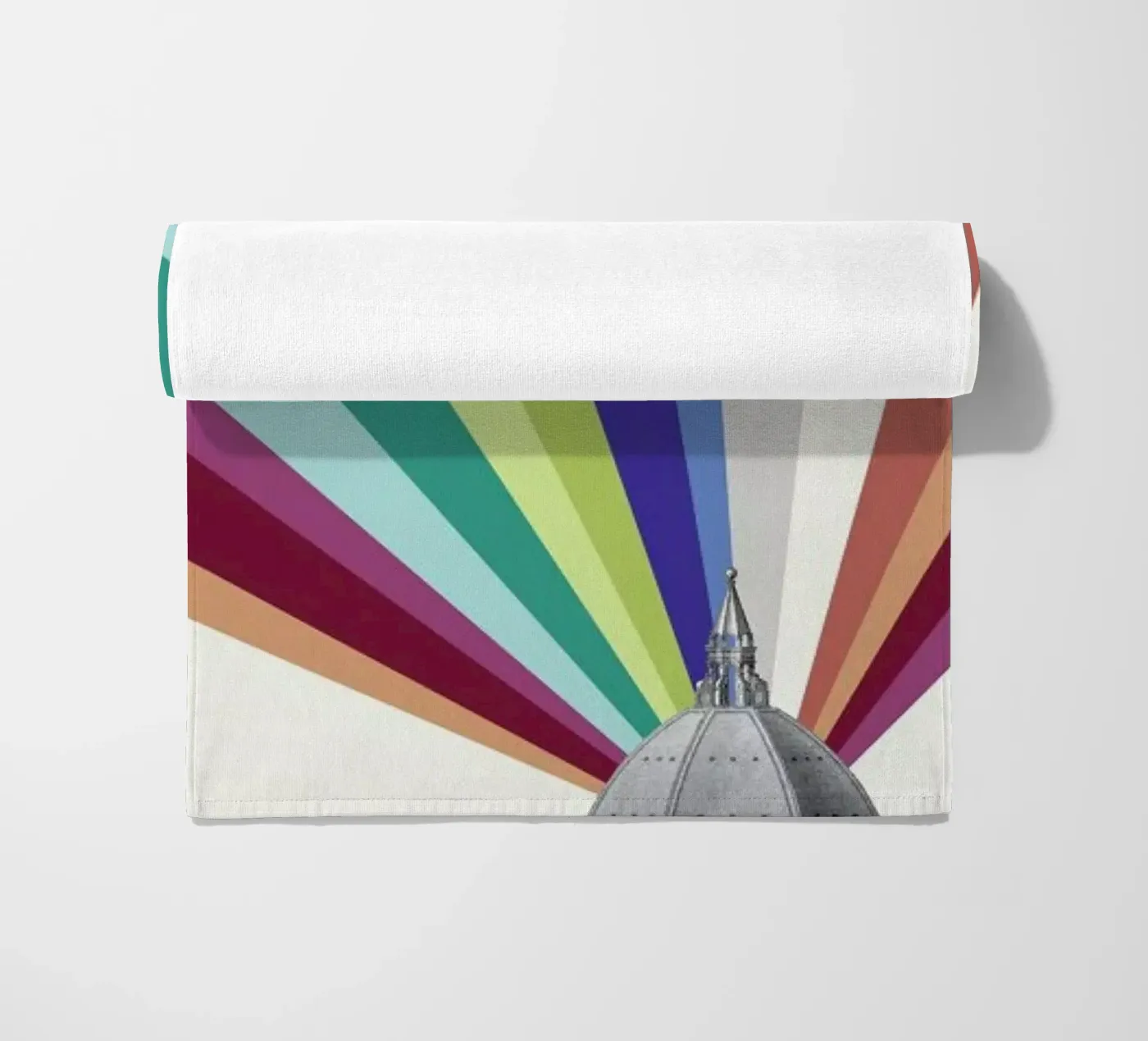 Tower Rainbow telo mare da The Gently Unfurling Sneak