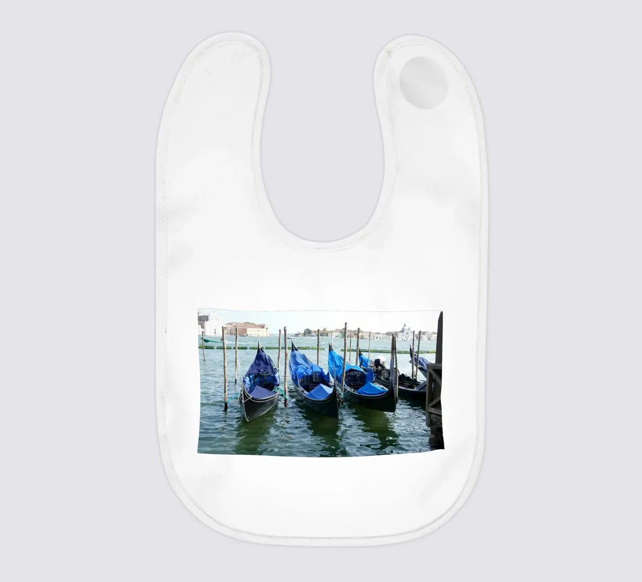 A quiet moment in Venice baby bib by Alexandra Joseph Fotomomente