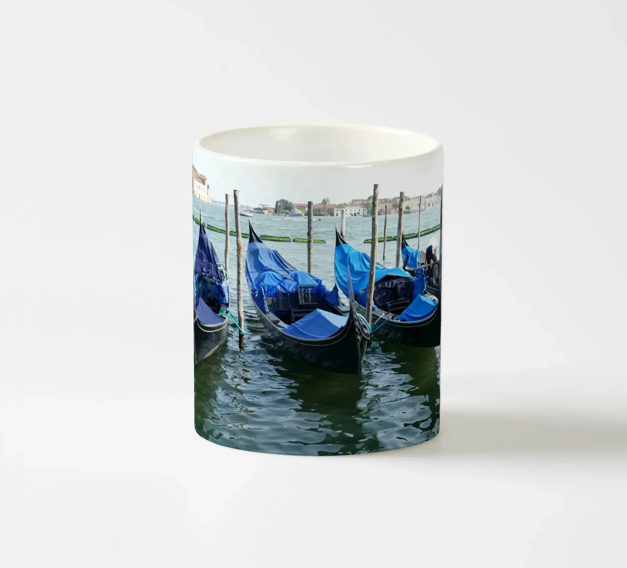 Un momento di tranquillità a Venezia tazza in ceramica da Alexandra Joseph Fotomomente