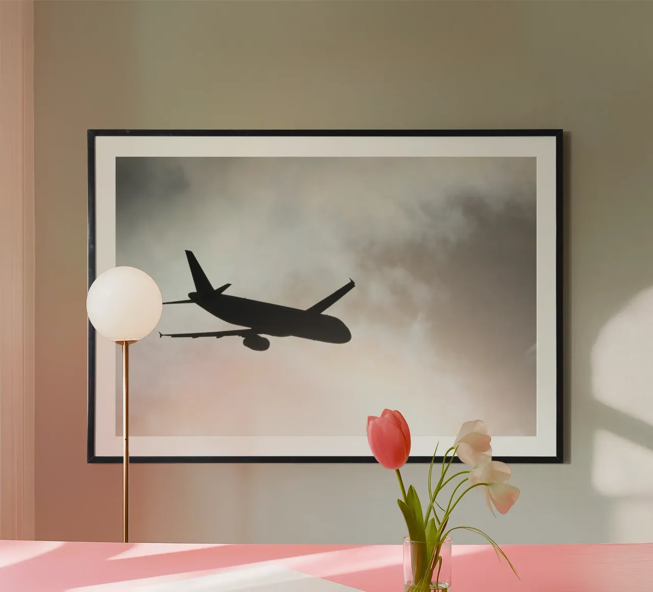 Il fantasma nel cielo poster con telaio in plastica da Alexandra Joseph Fotomomente