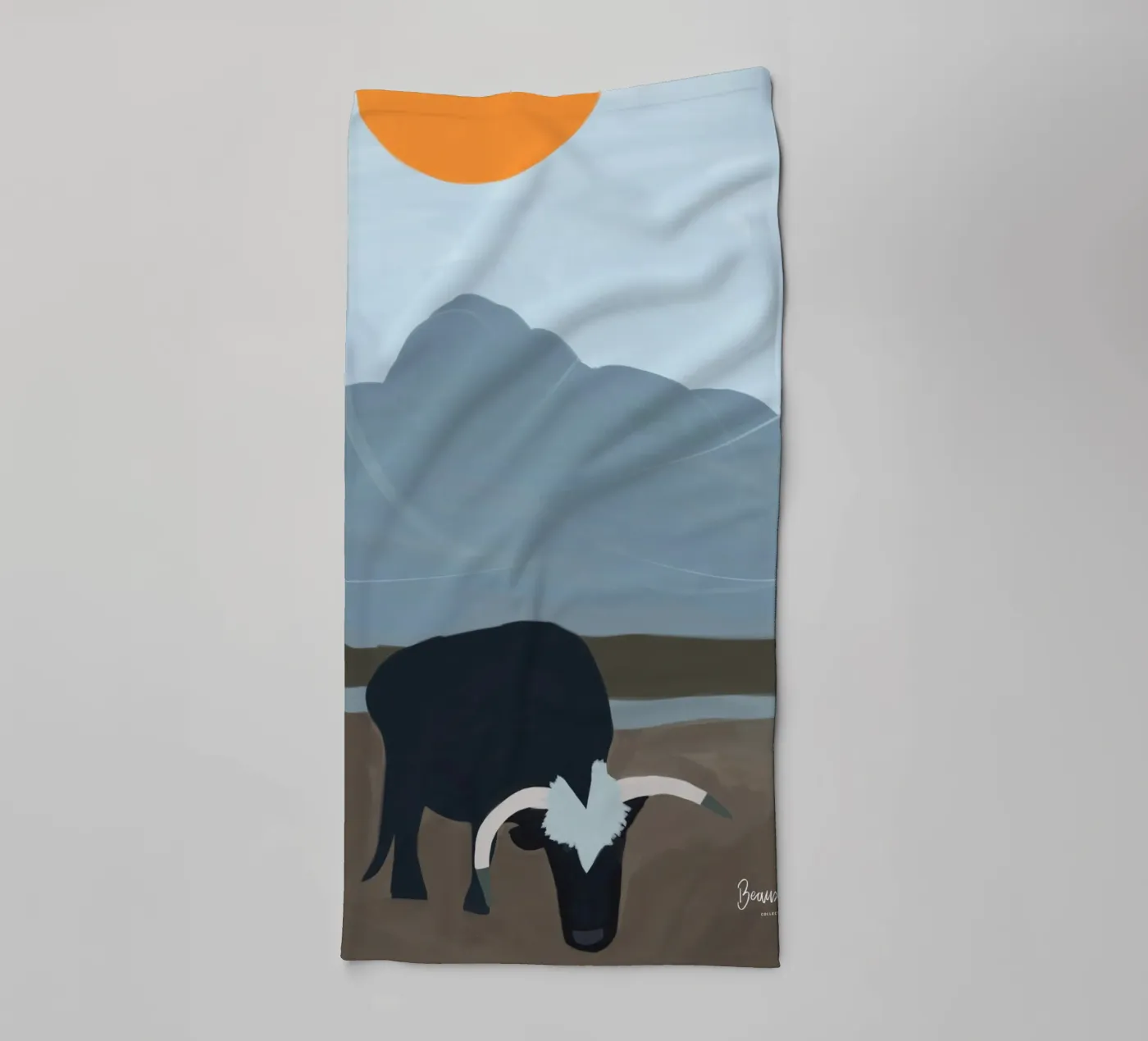 Subtle Flow towel by Mike Leymi