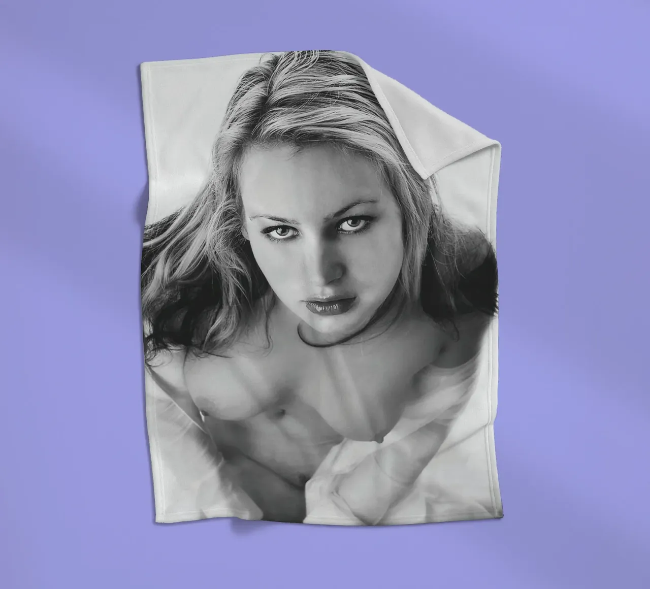 Ambra Topless Mono coperta in pile da Dave Hare Photography