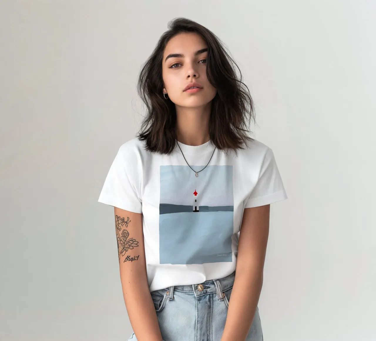 Quiet Radiance T-Shirt von Mike Leymi