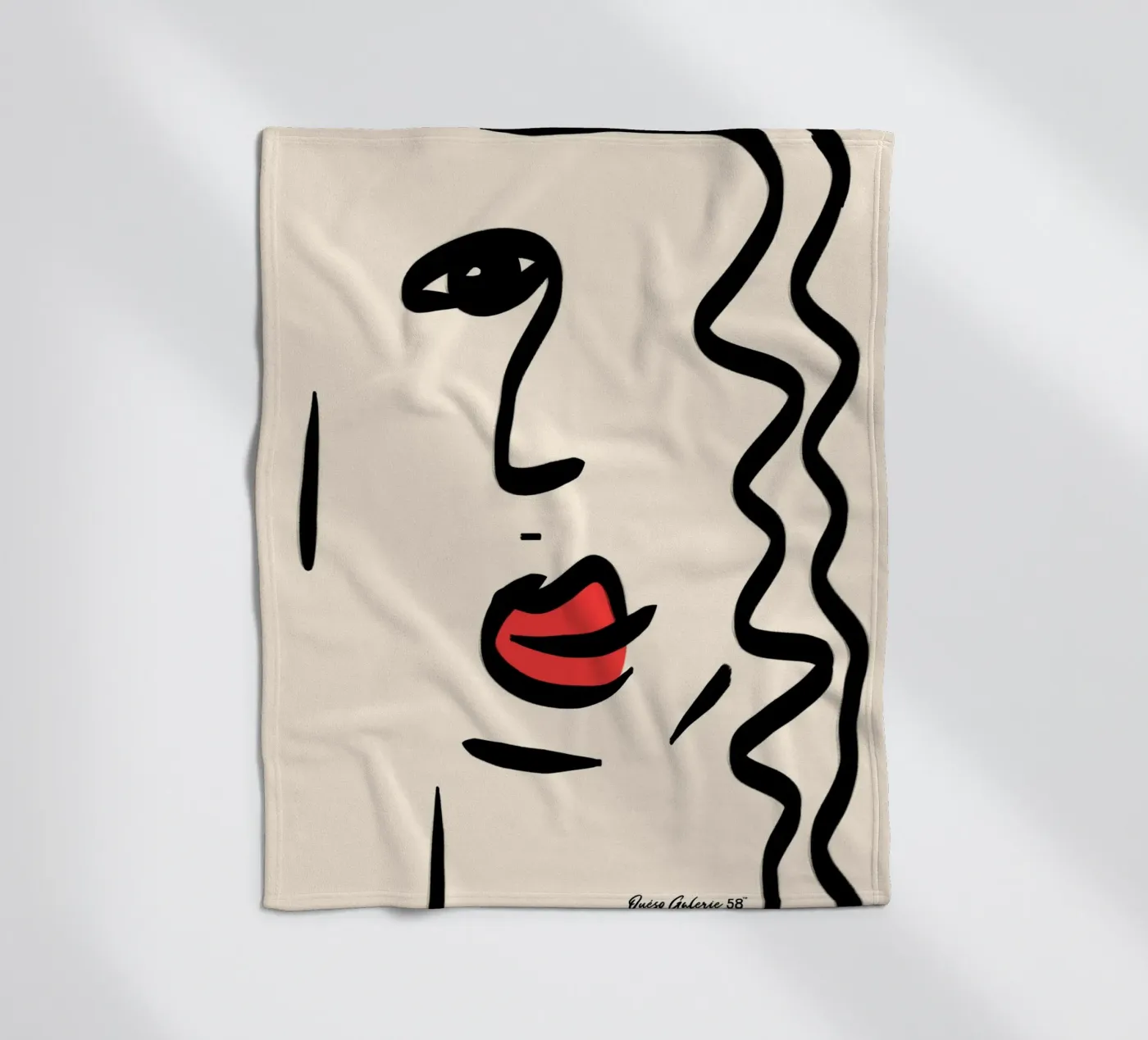 Clouded Reflections Fleecedecke von Mike Leymi