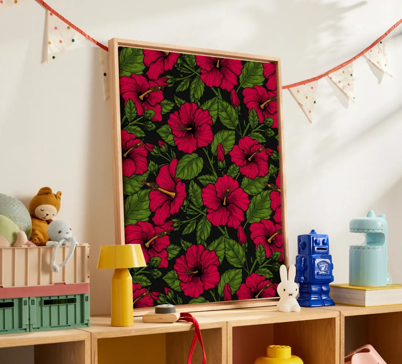 Ibisco rosso, foglie verdi su nero tela con Cornice a cassetta da Painted Nature