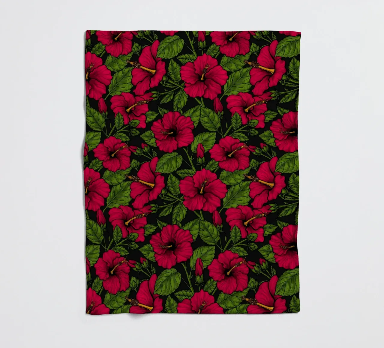 Ibisco rosso, foglie verdi su nero coperta in pile da Painted Nature