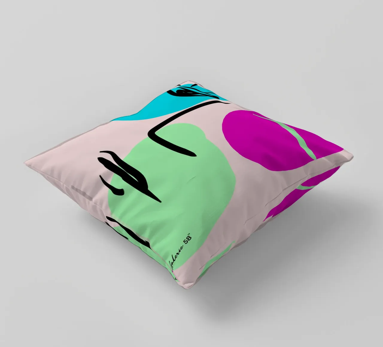 Playful Edges cuscino da Mike Leymi