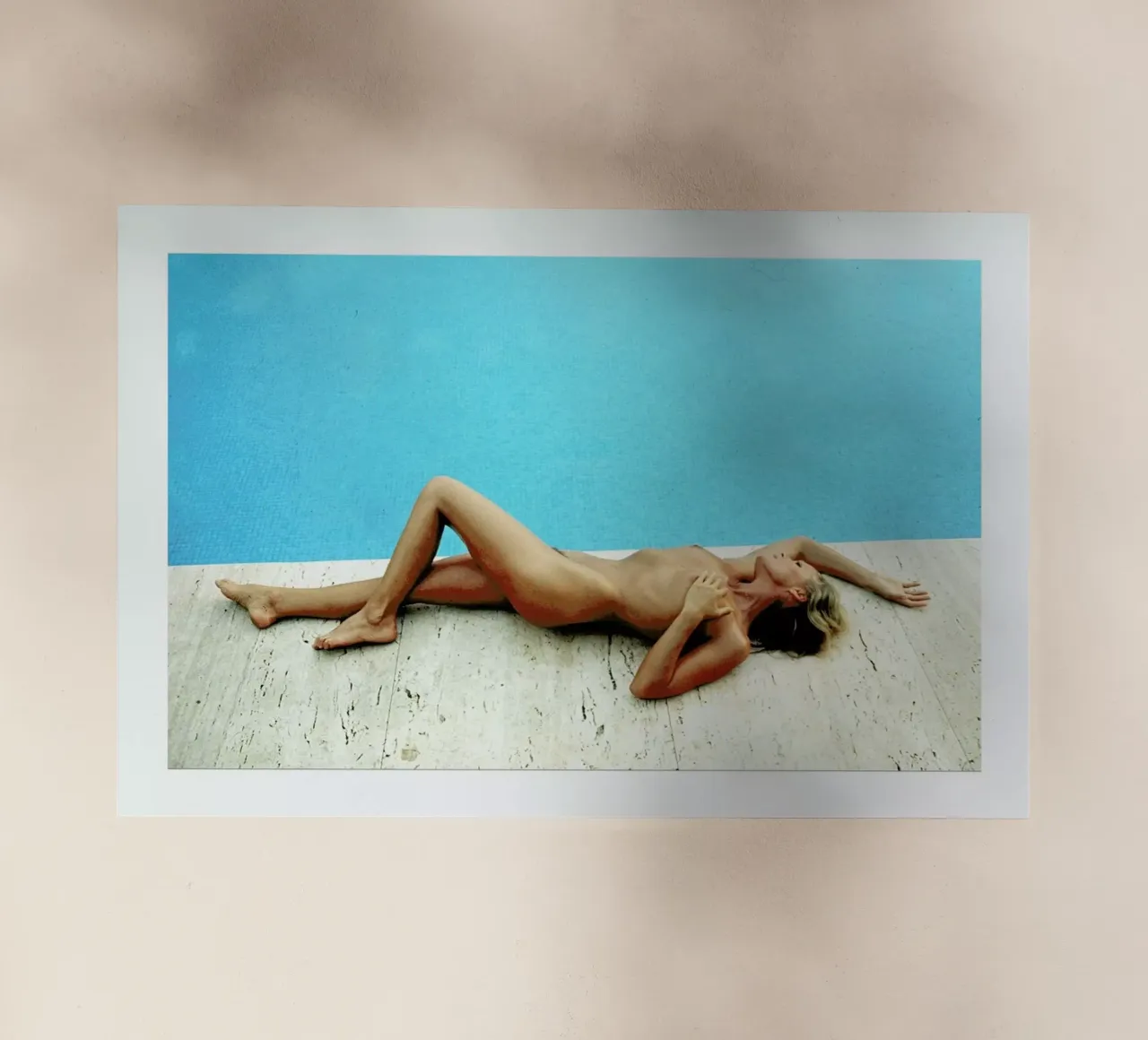 Ursula Andress in Saint Tropez pellicola backlit da Gallery Print and Art Limited