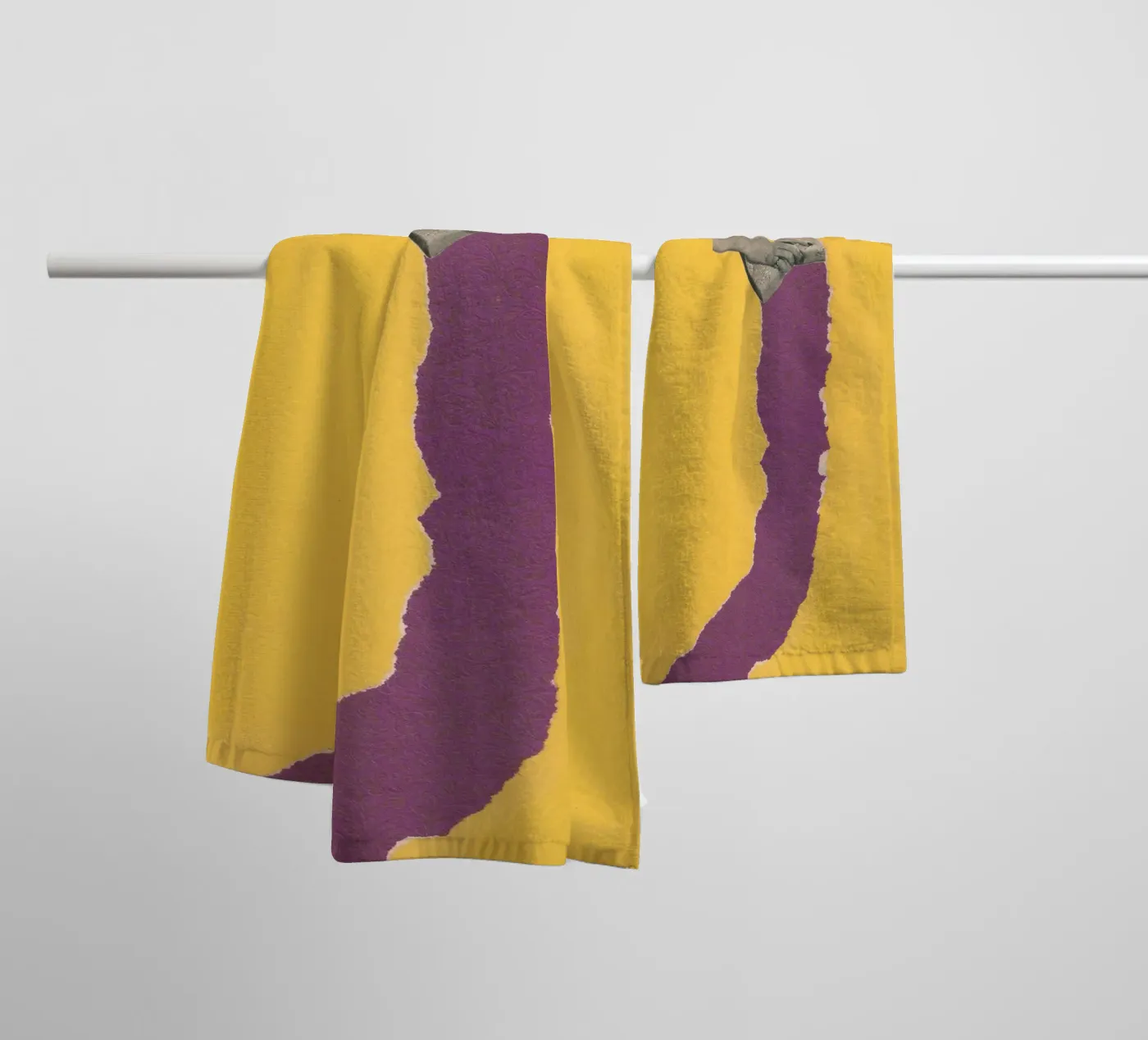 Sponge Torn Handtuch von Carlos Quitério