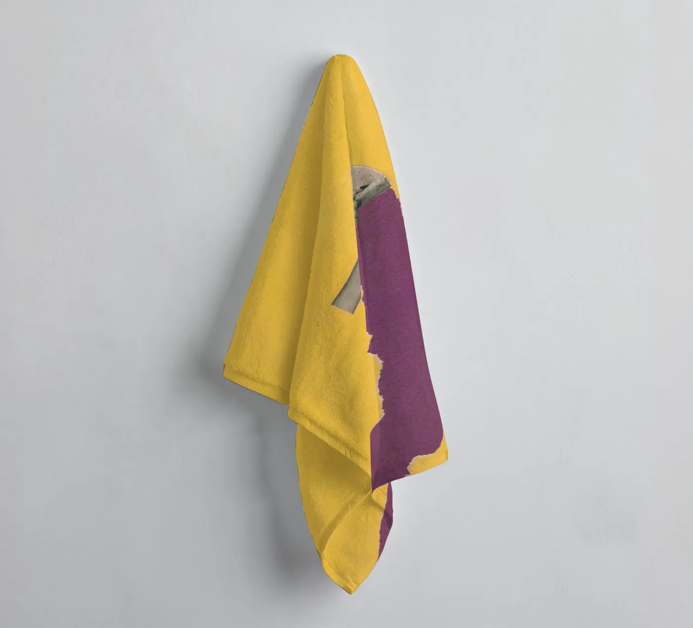 Sponge Torn Handtuch von Carlos Quitério