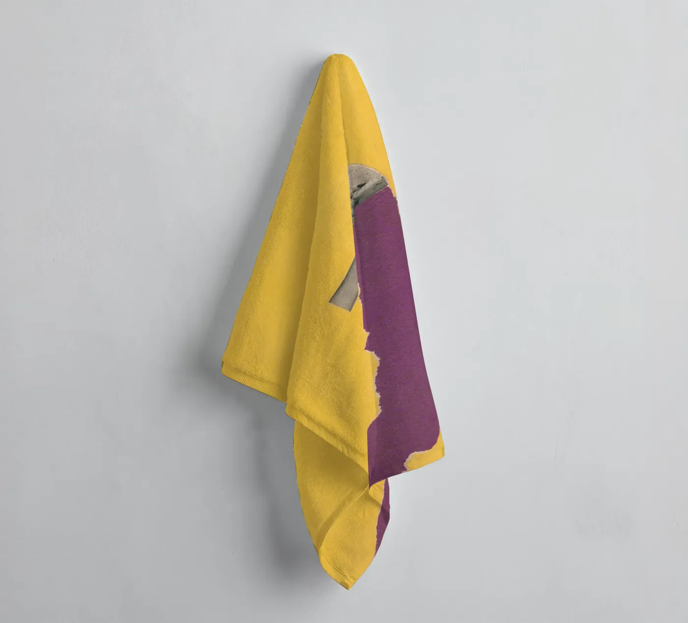 Sponge Torn badhanddoek van Carlos Quitério