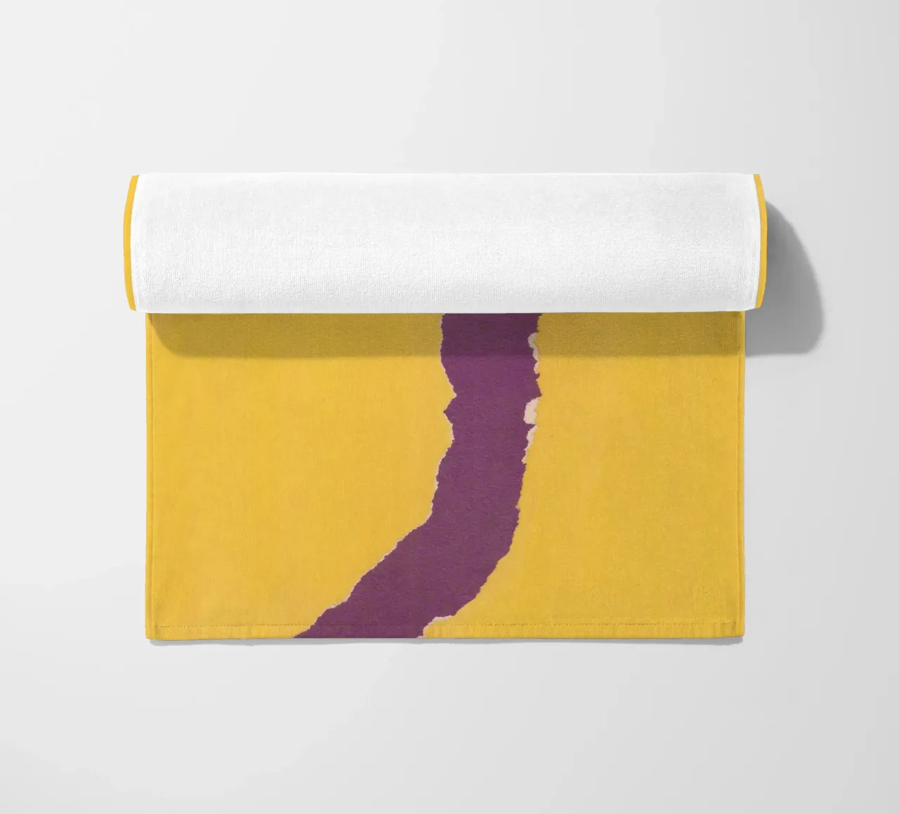 Sponge Torn beach towel by Carlos Quitério