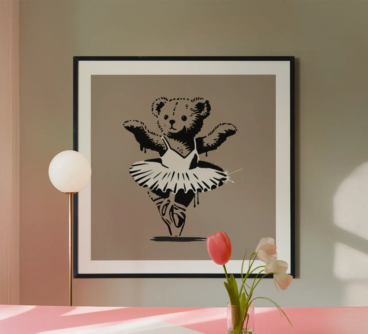 Orsacchiotto in tenuta da balletto - Momento di danza aggraziata poster con telaio in alluminio da namosh