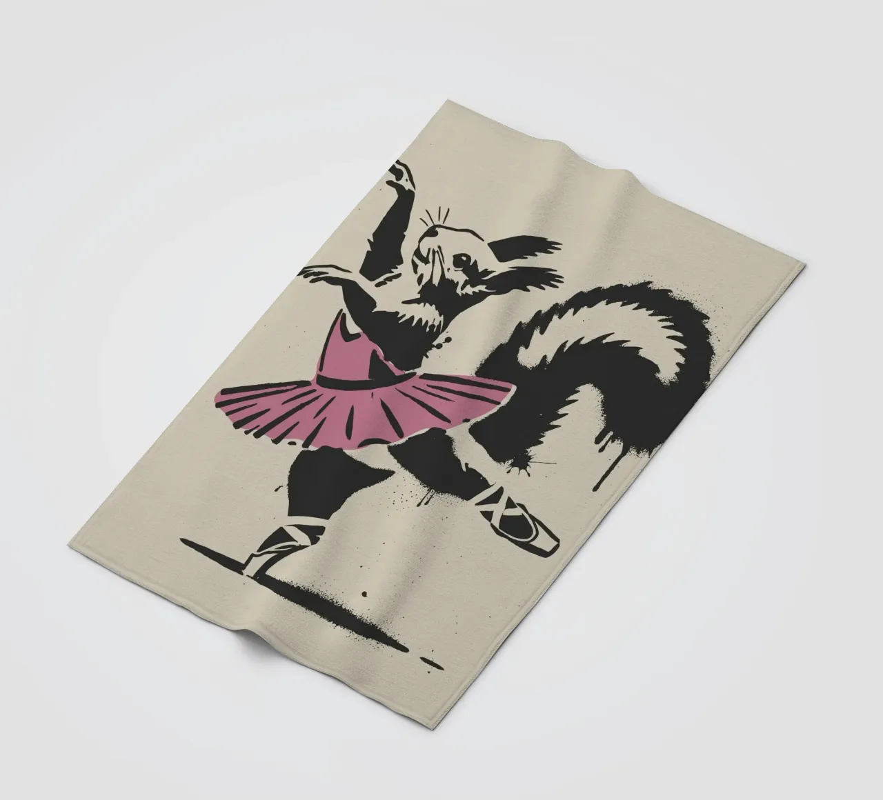 Scoiattolo ballerino in stile danza classica coperta in pile da namosh