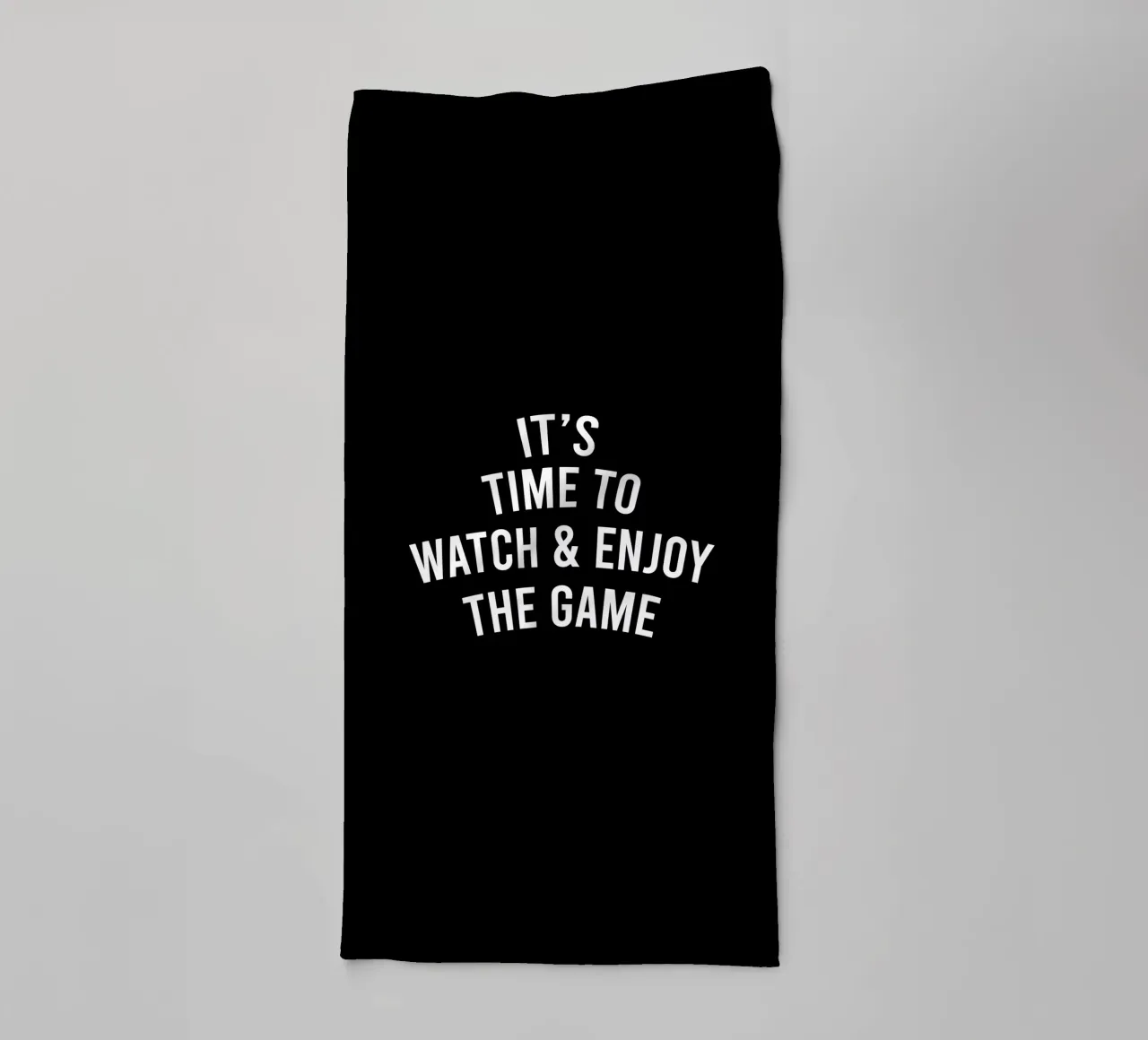 it's time to watch and enjoy the game asciugamano da bagno da happieeagle