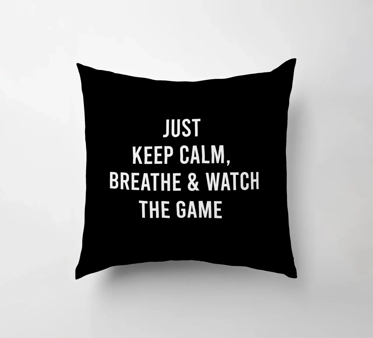 Just keep calm, breathe and watch the game cojín de happieeagle
