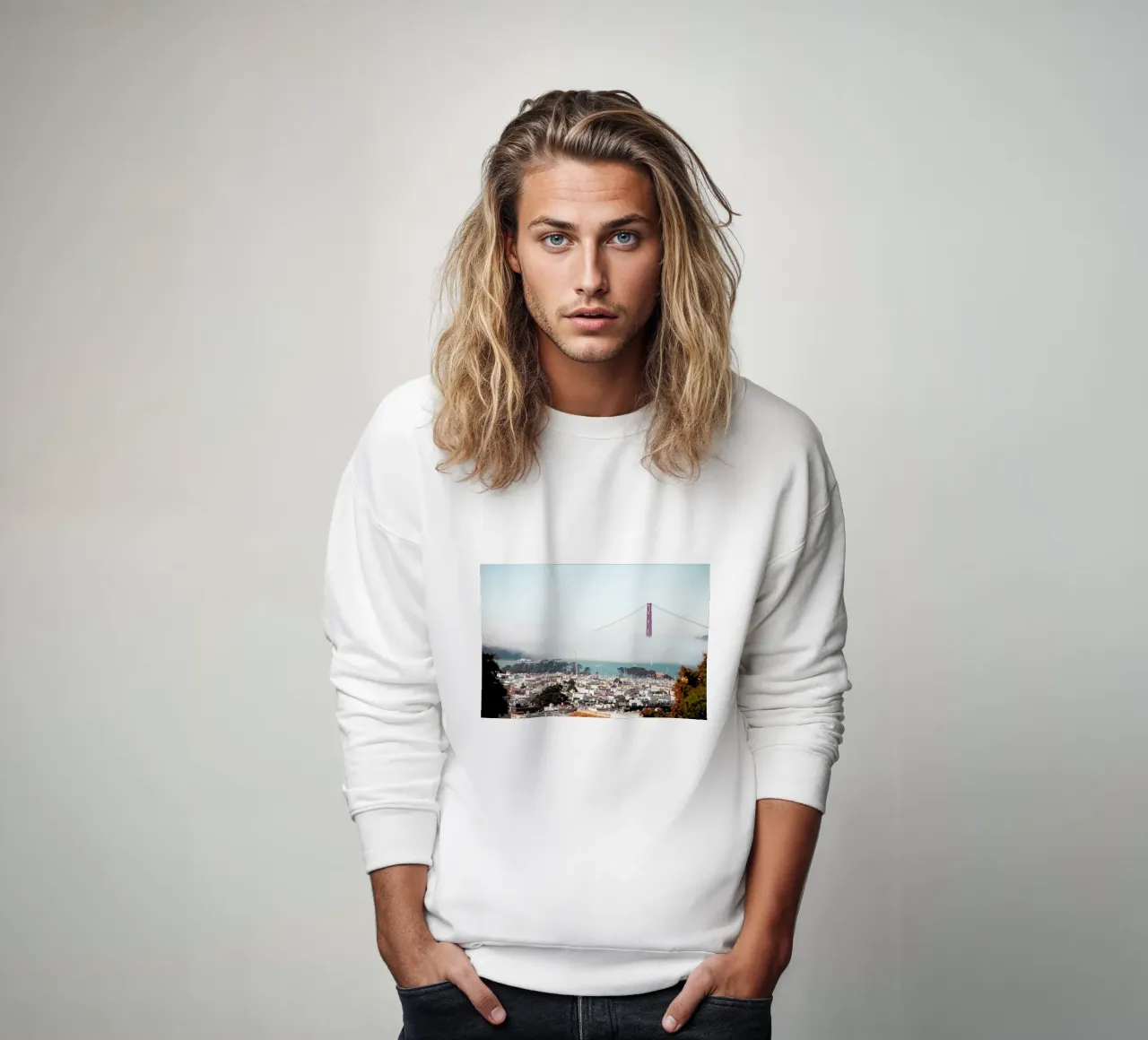 Golden Gate Bridge sweatshirt by Flo Klein