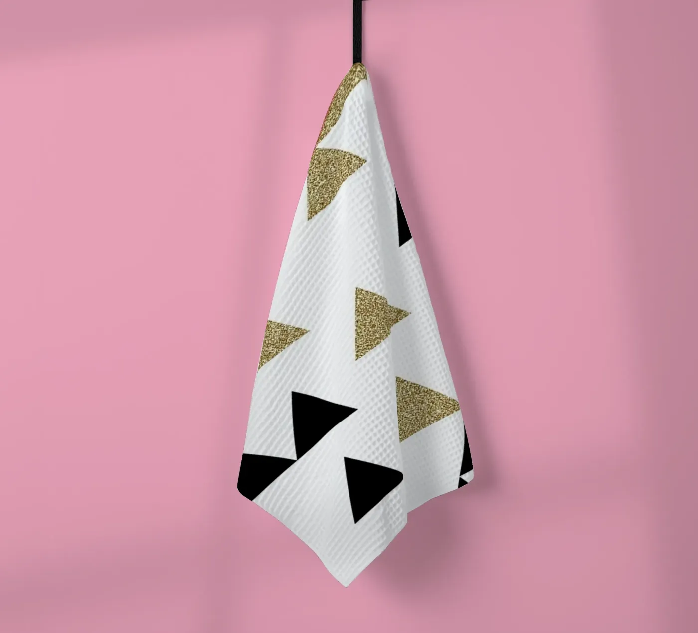 Triangle Town Geschirrtuch von Charlotte Winter
