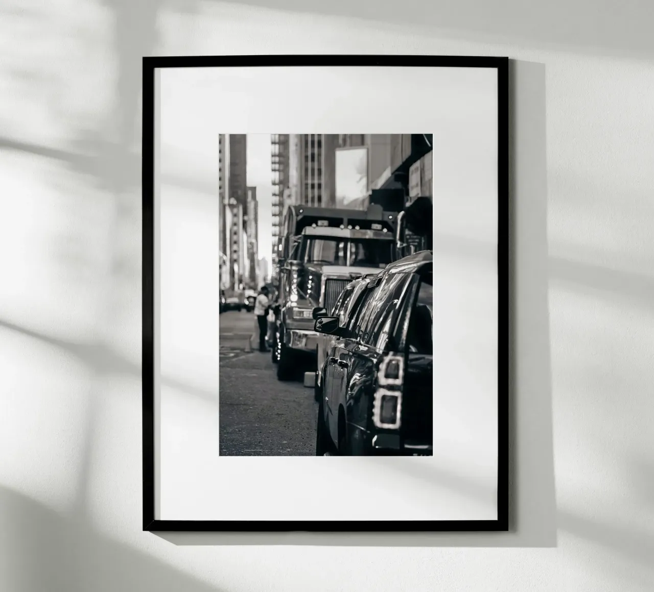 Streetphotography New York #3 poster met houten frame van fokusfernweh