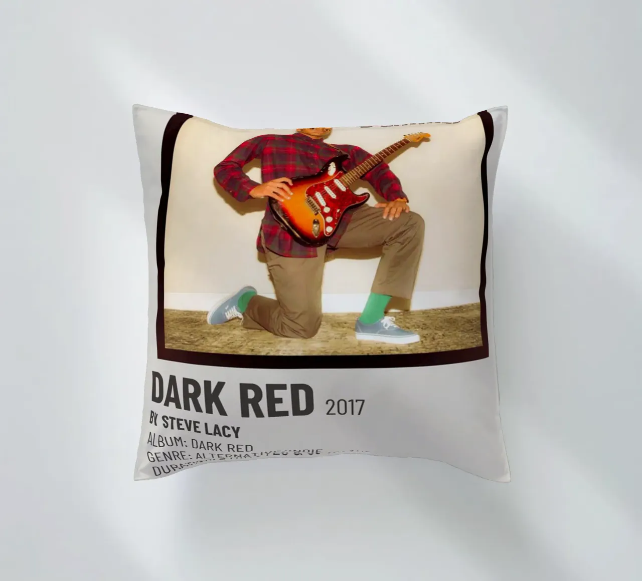 DARK RED 2017 BY STEVE LACY cuscino da SoundStudio