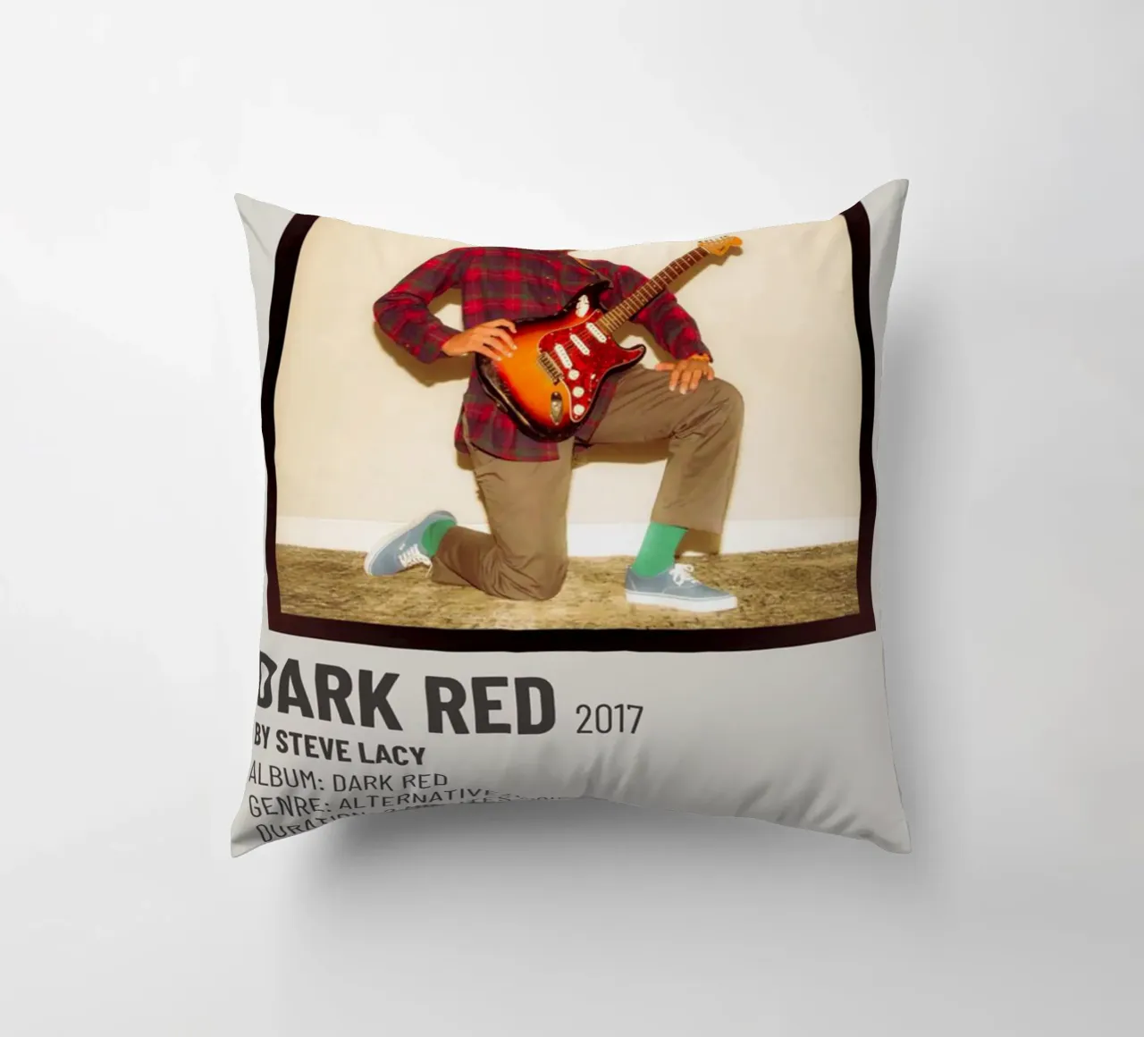 DARK RED 2017 BY STEVE LACY cuscino da SoundStudio