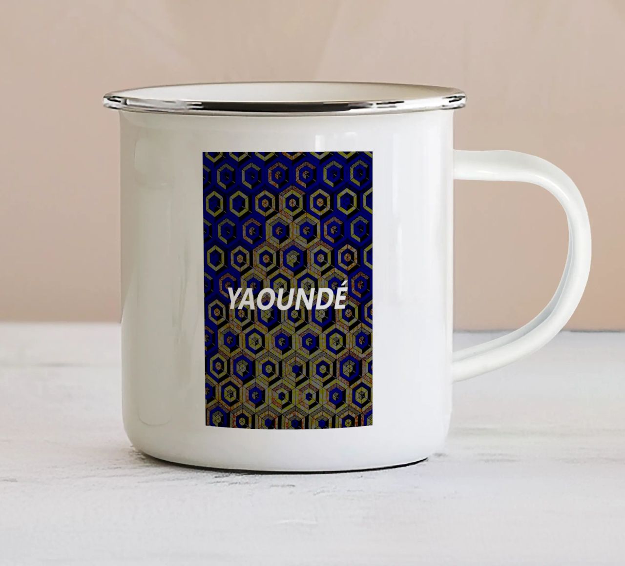 Yaoundé tazza in smalto da Mathudace Créas