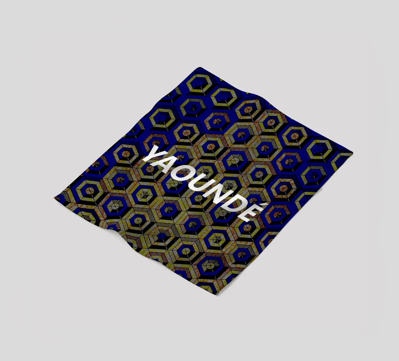 Yaoundé fleece blanket by Mathudace Créas