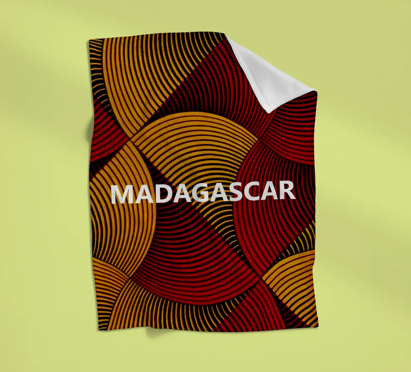 Madagascar fleece blanket by Mathudace Créas