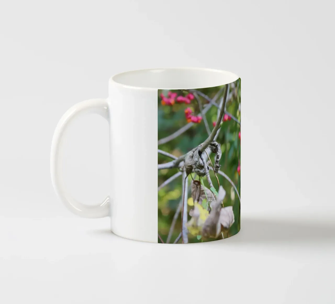 Flora in autunno tazza in ceramica da Alexandra Joseph Fotomomente