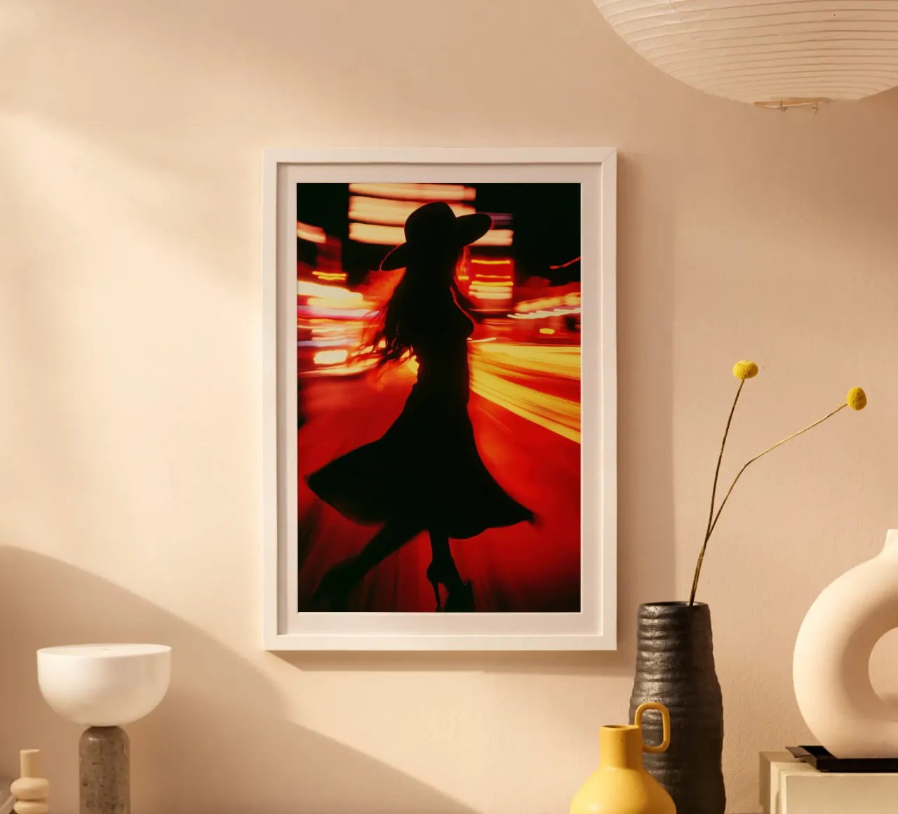 Neon noir nella giungla urbana | Lunga esposizione poster con telaio in legno da Autofocus