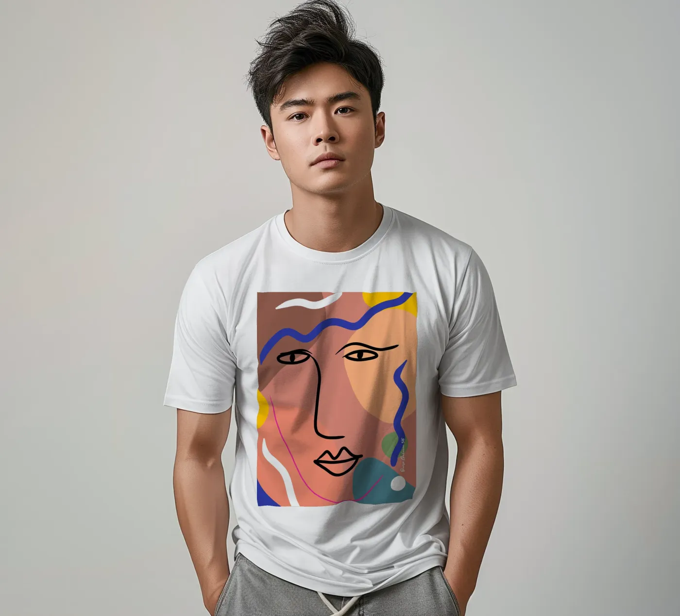 Harmonious Layers t-shirt da Mike Leymi