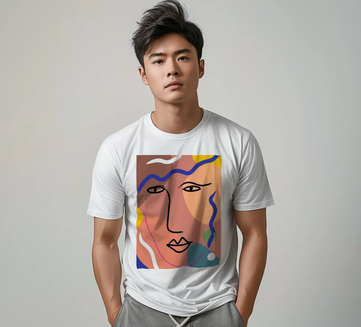 Harmonious Layers t-shirt da Mike Leymi