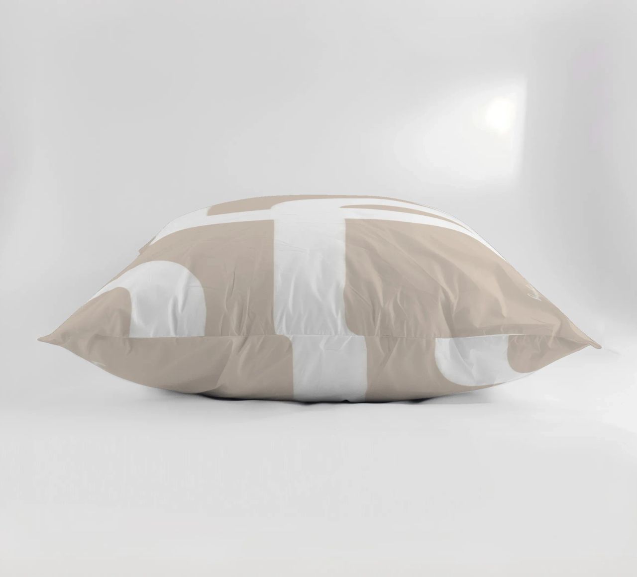 Floating Shapes cuscino da Mike Leymi