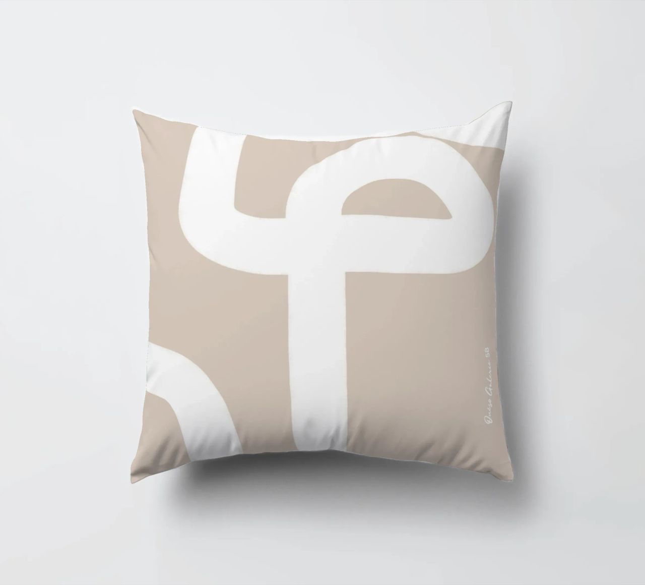 Floating Shapes cuscino da Mike Leymi