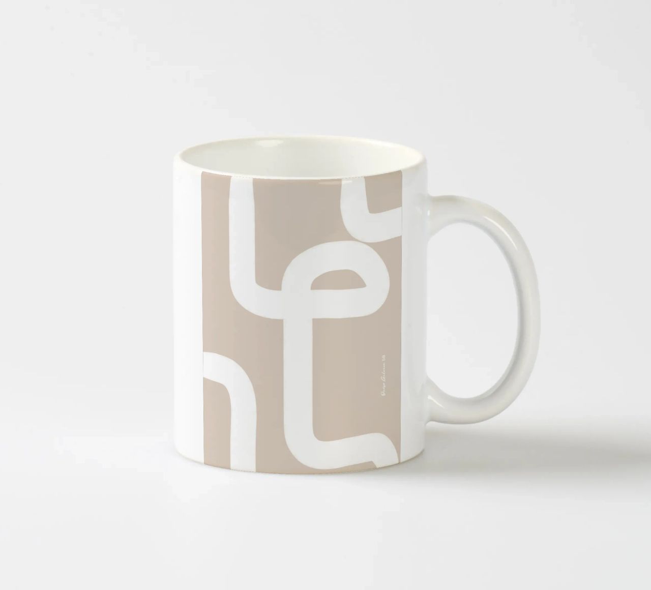 Floating Shapes tazza in ceramica da Mike Leymi