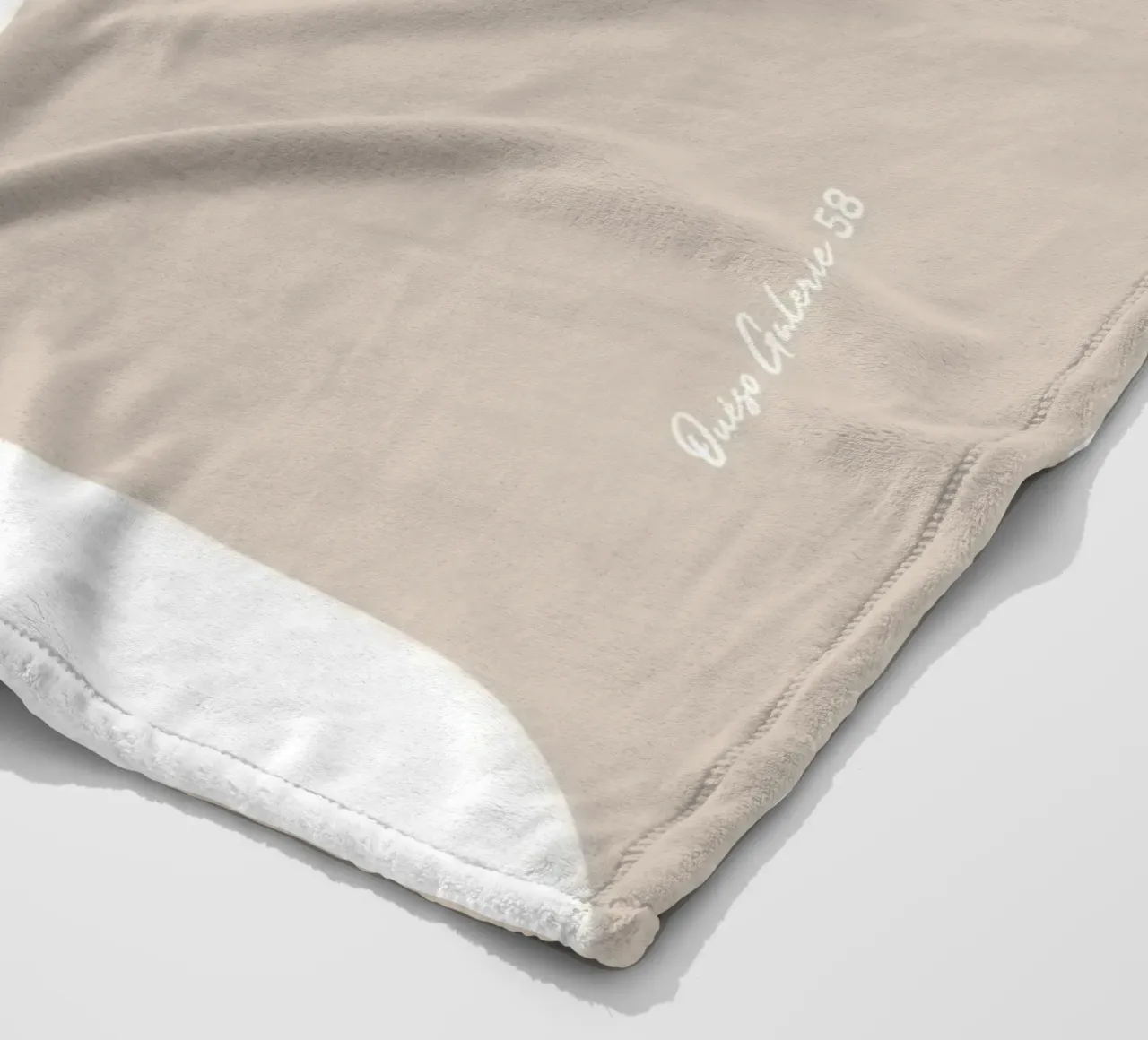 Floating Shapes Fleecedecke von Mike Leymi