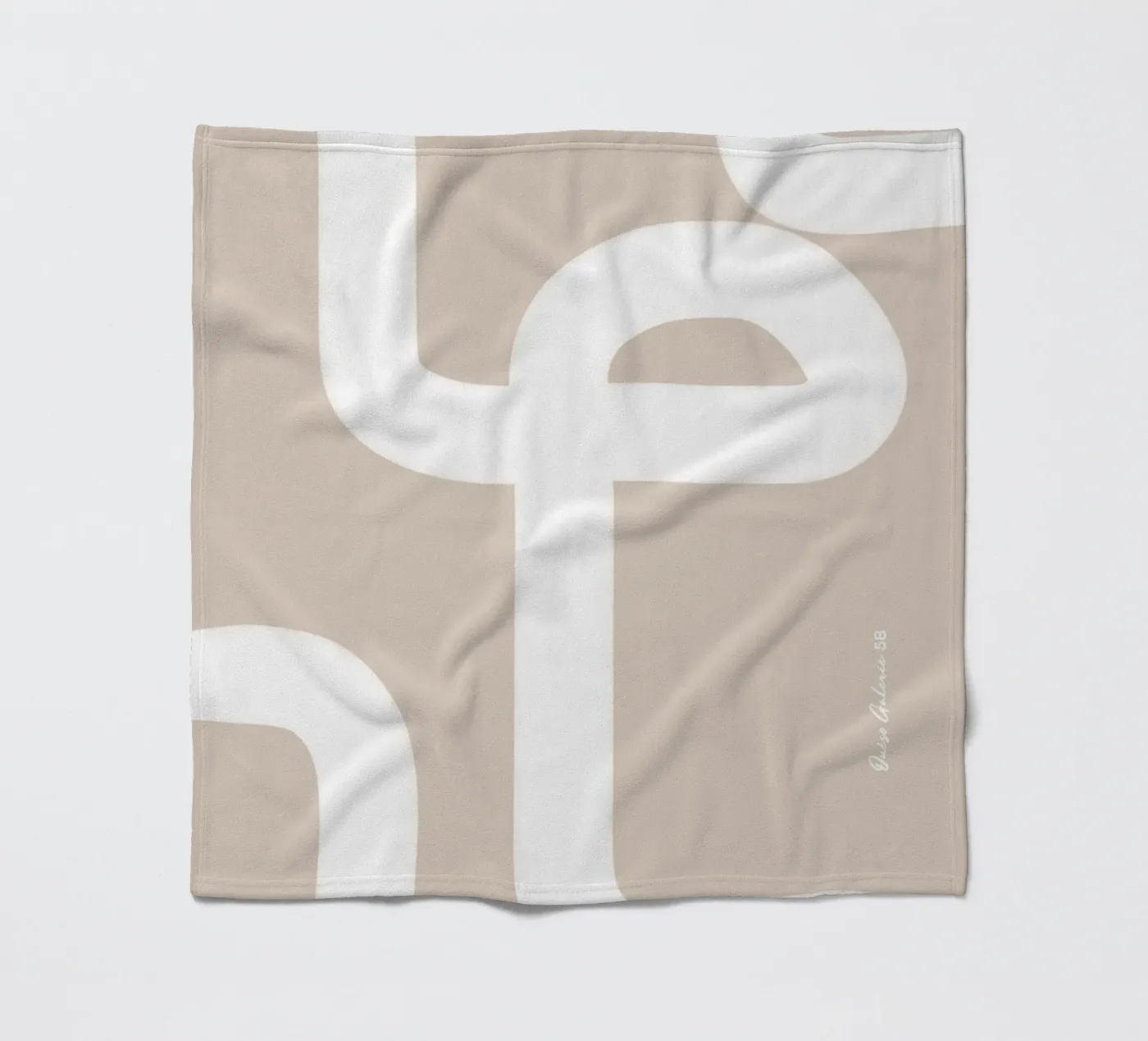 Floating Shapes Fleecedecke von Mike Leymi