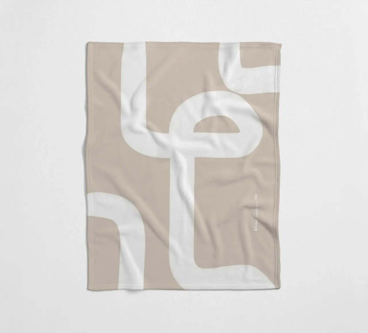 Floating Shapes Fleecedecke von Mike Leymi