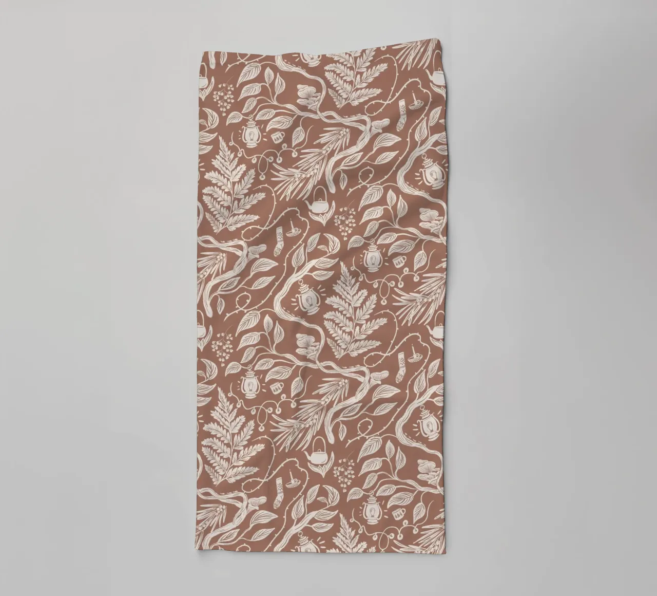 Cabincore Scene - Mocha Mousse Pantone Color asciugamano da bagno da anisillustration