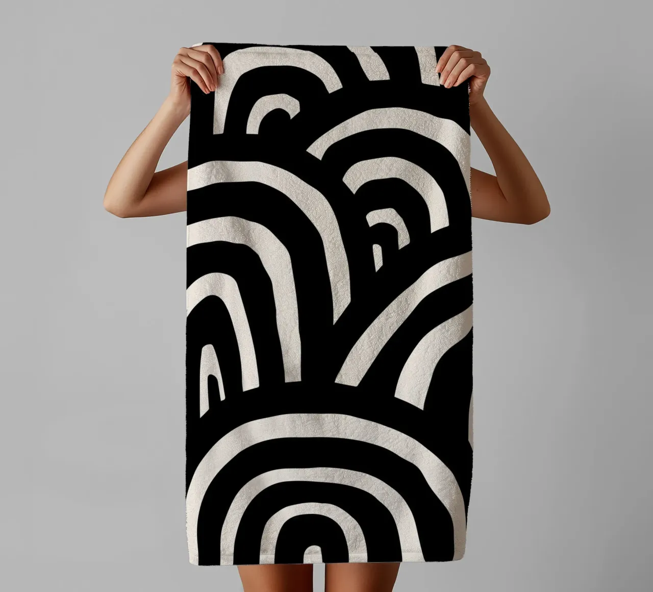 Abstract wavy lines - Modern & dynamic towel by Whole©