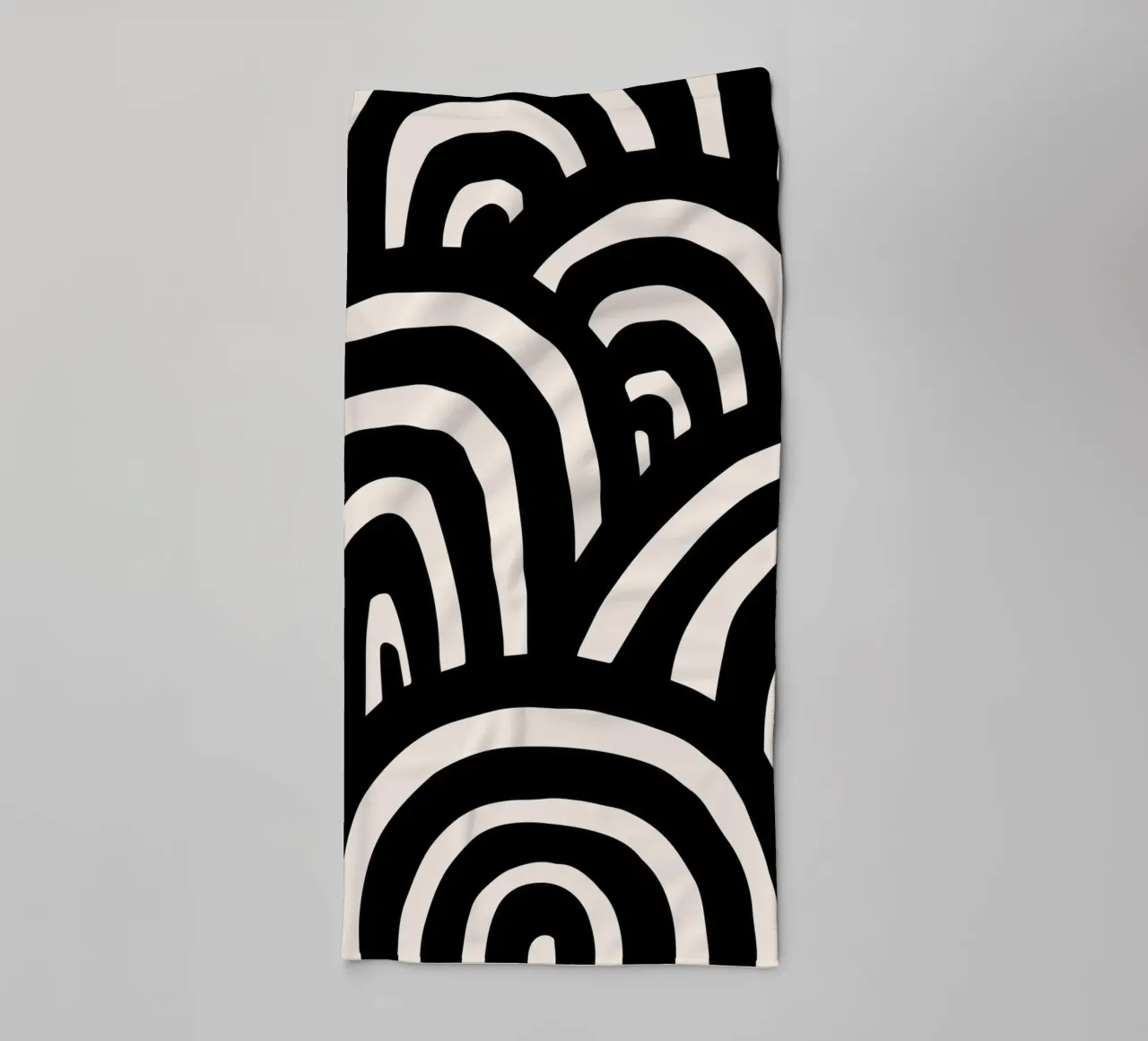 Abstract wavy lines - Modern & dynamic towel by Whole©