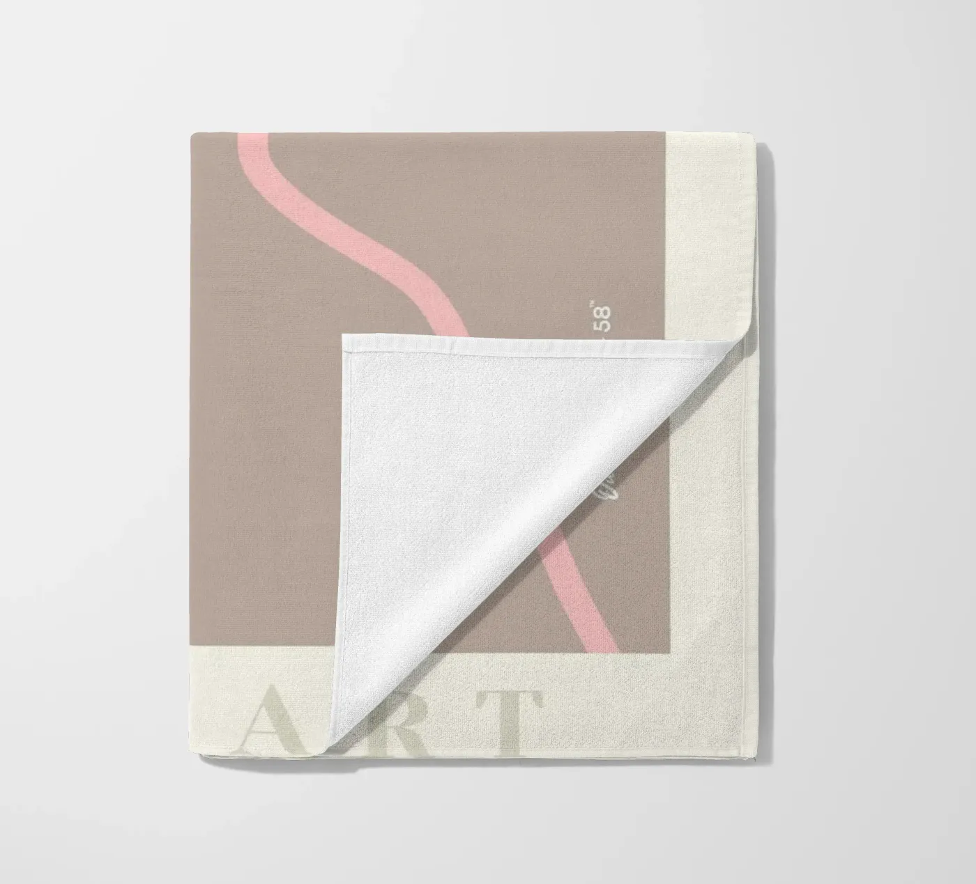 Echoing Dreams Strandtuch von Mike Leymi